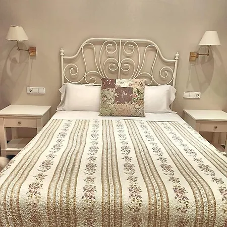 هوستال أورليانز برشلونة