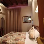 Orleans Гостевой дом 2*