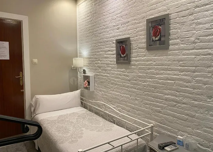 בית הארחה Orleans ברצלונה