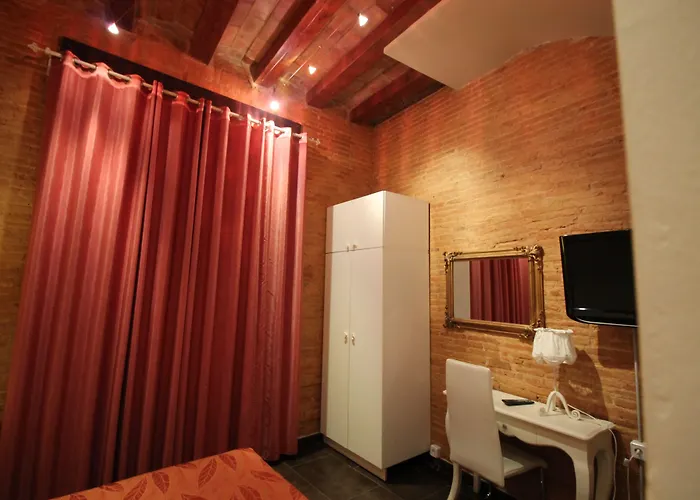 Orleans בית הארחה