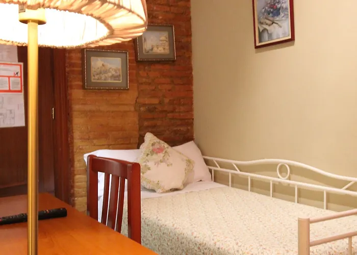 Orleans 2* ברצלונה