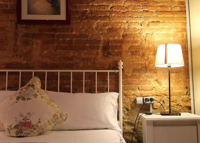 Orleans בית הארחה 2*