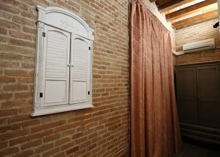 Orleans בית הארחה